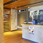 Ibis Budget Hotel 2*