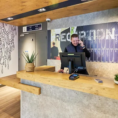 宜必思快捷酒店 酒店 利雪